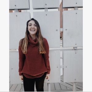 Meet your Posher, Alexis